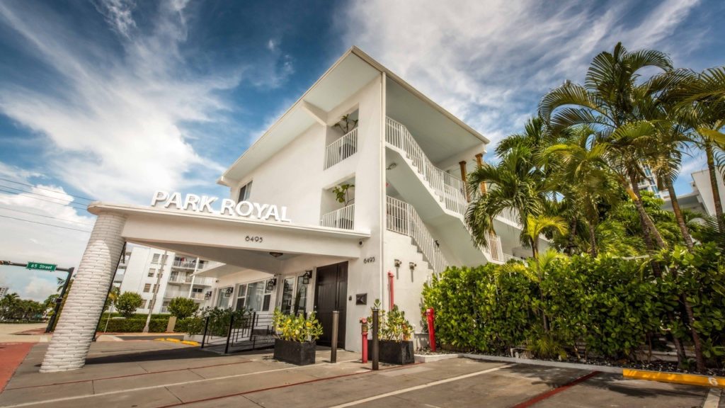 Prensa: Royal Holiday inaugura nuevo hotel en Miami Beach - Viajando Lento